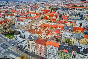 Analýza cen bytů v hlavním městě: Nejlevnější byty k prodeji jsou na Praze 8 a k nájmu na Praze 4 nebo 9
