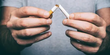 Přestat kouřit chce stále více klientů VZP. Za posledních 10 let se zájem o léčbu závislosti na tabáku zdvojnásobil