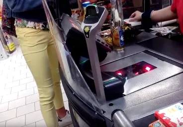 Česká obchodní inspekce kontrolovala zákaz prodeje alkoholu a tabáku nezletilým