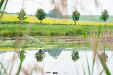 Krajina, která chrání i spojuje: ministr Výborný a starostové projeli na kole královéhradecký venkov