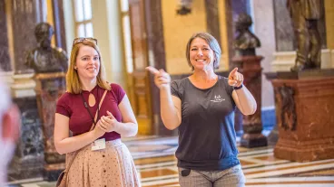 Národní muzeum spouští webovou sekci Národní muzeum bez bariér i pravidelné komentované prohlídky Historické budovy pro neslyšící