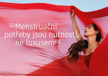 Menstruační chudoba trápí i ženy v Česku. Společnost dm proto daruje menstruační potřeby v hodnotě 1 milionu korun