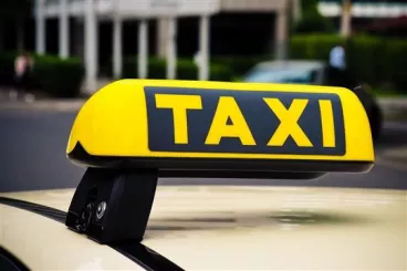 Město rozšířilo služby Senior taxi o další místa přepravy a víkendový provoz