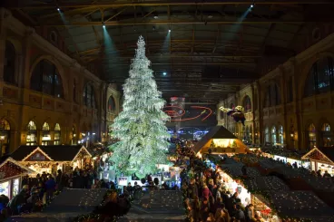 Advent bez davů, romantika s výhledem na Alpy i hlavní město Vánoc: Přinášíme 5 tipů na neokoukaná místa