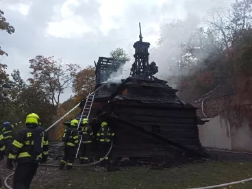 Pražští radní vybrali zhotovitele oprav vyhořelého kostelíka sv. archanděla Michaela v zahradě Kinských