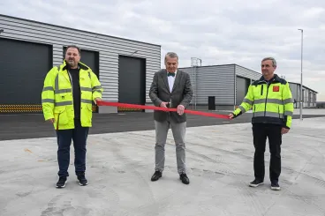 Praha podpoří výstavbu školky v Dubči. Primátor Svoboda při návštěvě ocenil fungující komunitu i zázemí pro klíčové městské služby